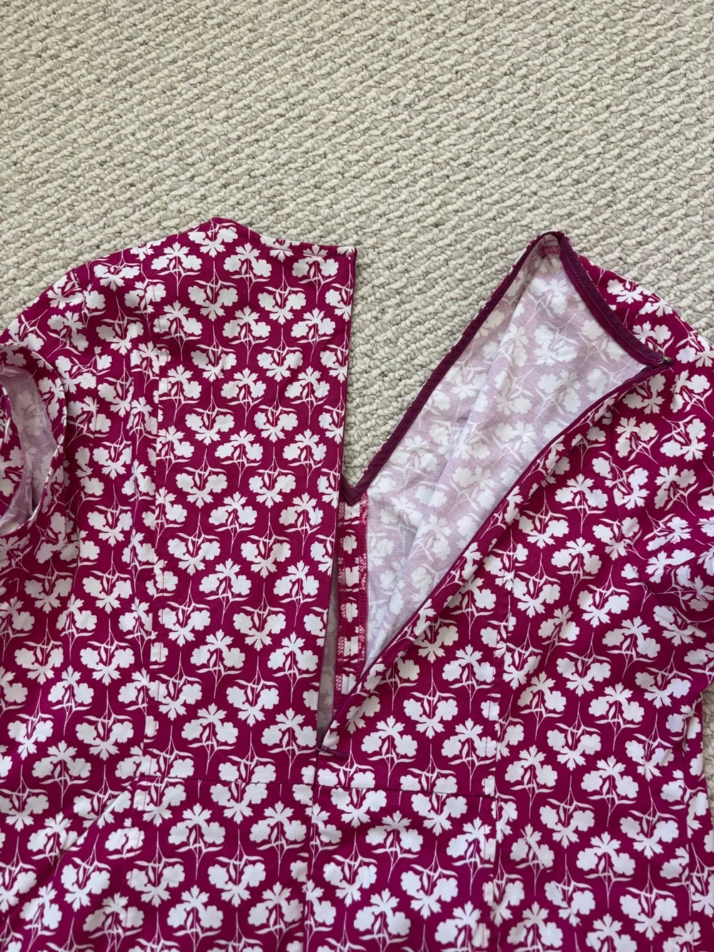 Boden Women’s Size 14 R Dress Pink And White Floral V Neck Pockets
